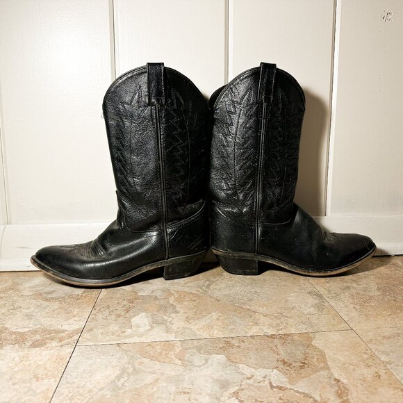 Womens Black Cowboy Boots Size 8 Calf Length Plant Patterned Pointed Toe - Picture 3 of 6